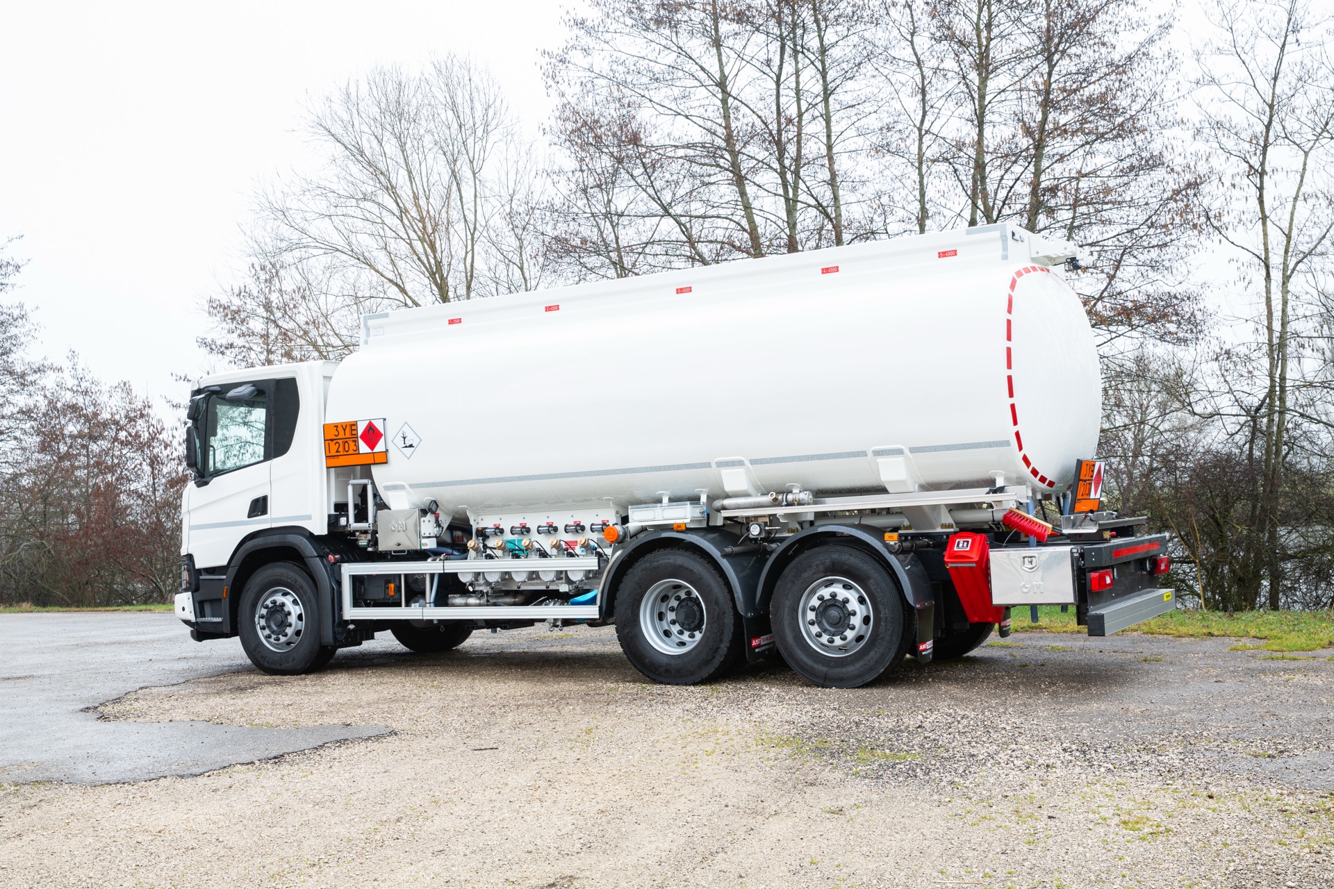 Just Tankers road tanker contract hire fleet vehicle