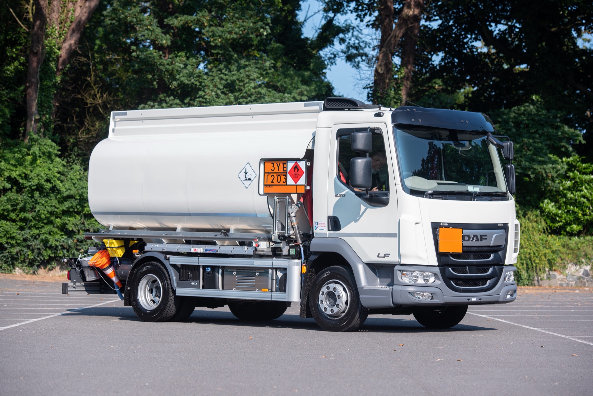 Just Tankers rigid truck contract hire vehicle